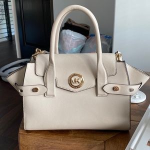 Michael Kors Crossbody Purse